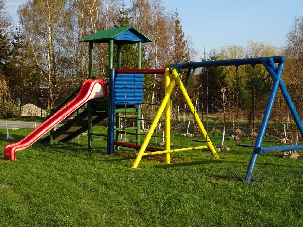 Slonecznikowy Zakatek Villa Ujście-Darłowskie Buitenkant foto